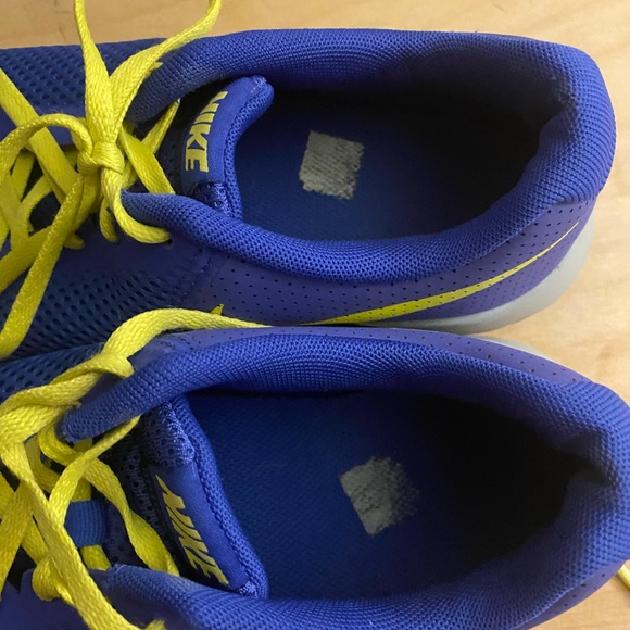 Nike Youth Size 7 Blue - Picture 5 of 6